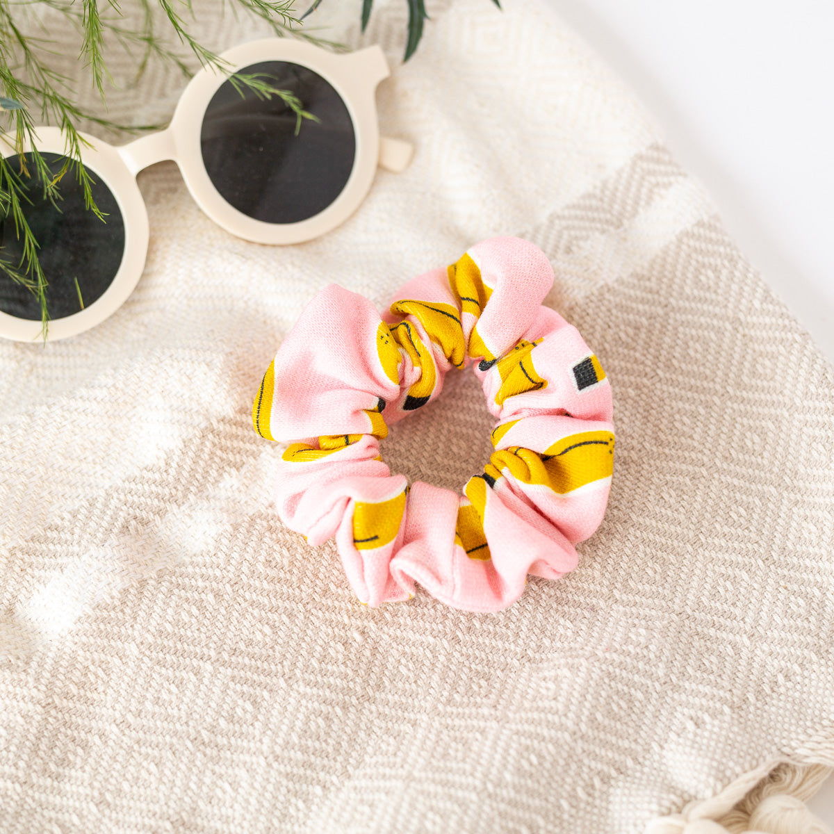 Banana Scrunchie