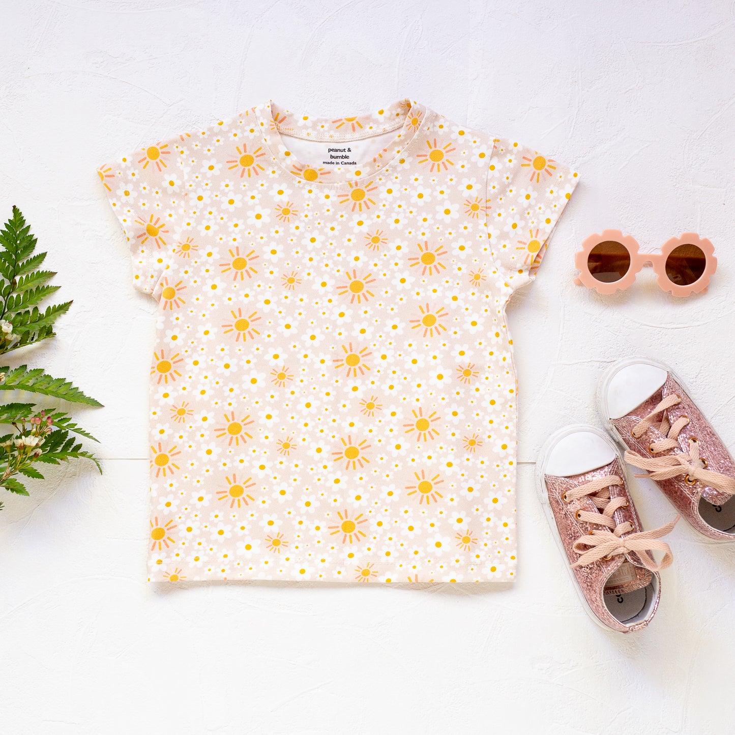 Sun and Daisy Tee